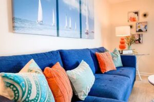 Salty Sweet Retreats &ndash; Vacation Condos with Harbourside View!