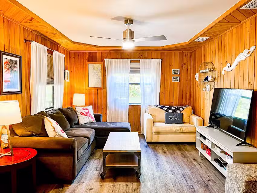 Scallop Bay Hideaway