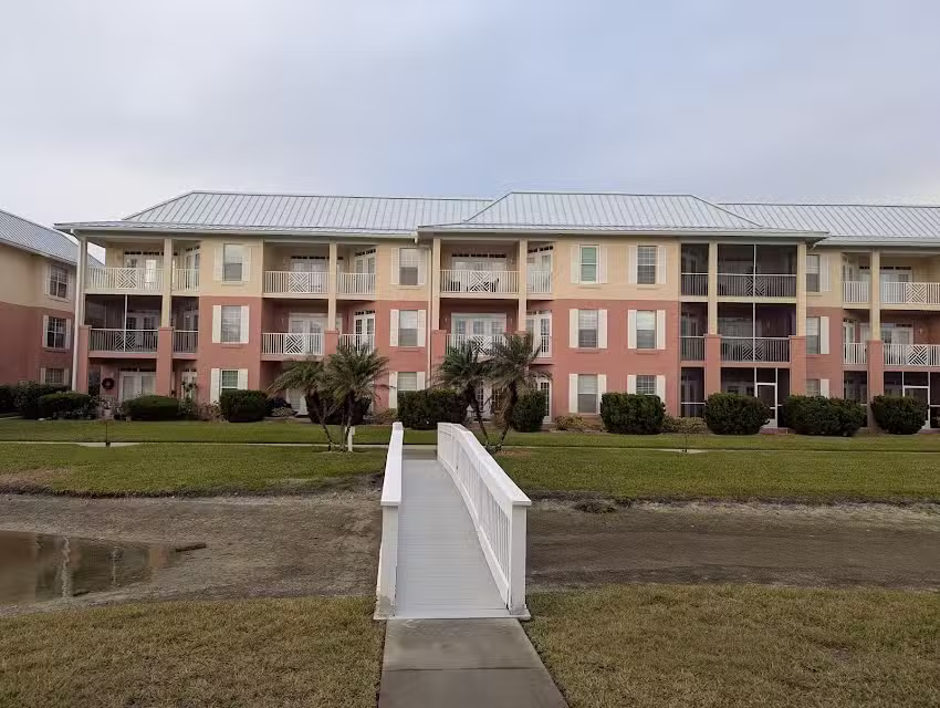 Seaside At Anastasia Condos