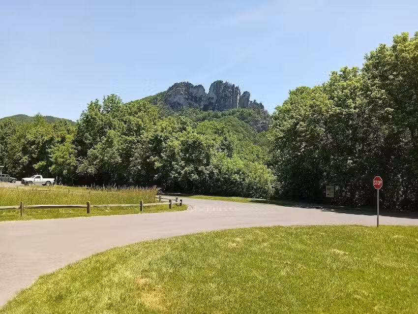 Seneca Rocks Discovery Center