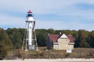 Shoreline Boat Tours Baileys Harbor