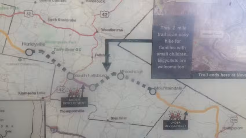 Shortline Bus Stop &ndash; Woodridge, NY