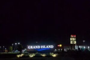 Sign Welcome to Grand Island