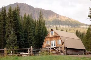 Skyline Guest Ranch & Guide Service