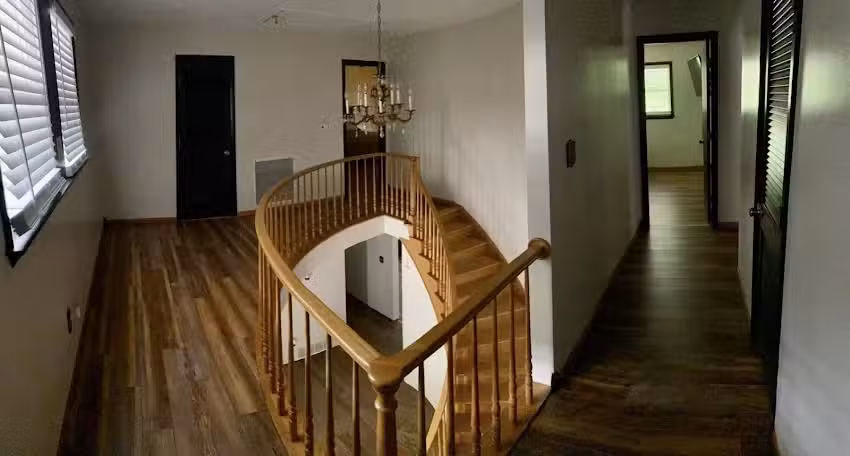 Small Town Trail Lodging&rsquo;s &ldquo;The Peak Manor&rdquo;