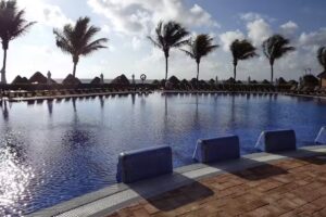 Small World Travel Agency