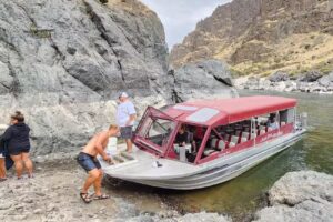 Snake River Adventures and RiverQuest Excursions