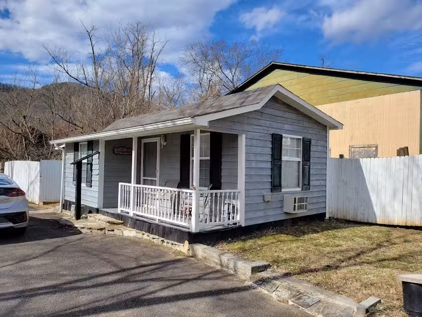 Springbrook Cottages