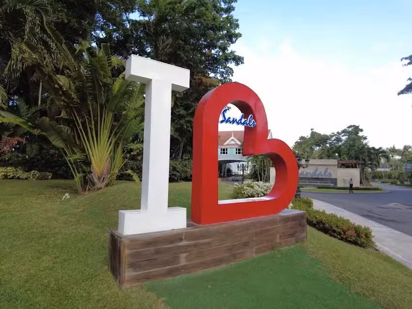 Stacy McMillan – 3D Travel Specialist