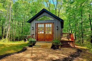 Stay the Hocking Hills : Eco-Luxe Vacation Cabins : Carpenter’s Cabin : Twelve34 House : GloCabin : Ohio