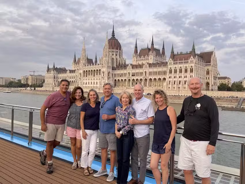 Superior Travel Service Inc