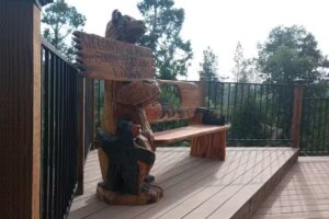 The Four Seasons Lodge