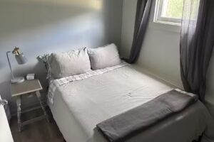 The Maine Roadhouse Hostel and Lodge