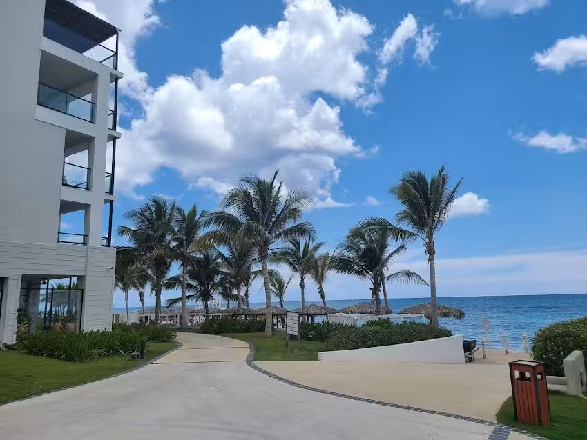 The Sky&rsquo;s the Limit, Inc.