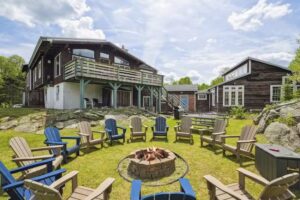 Timbercrest Mansions