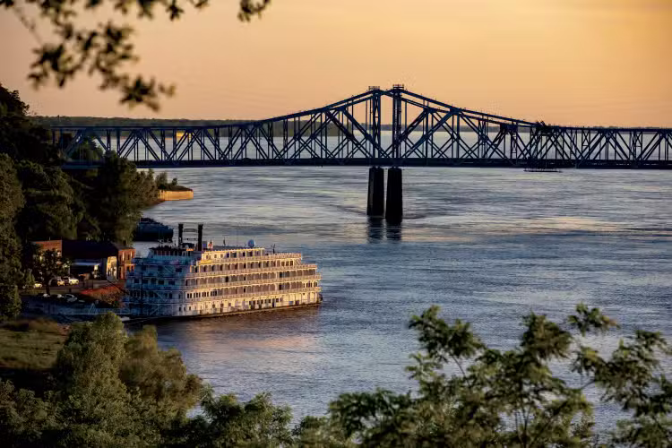 Tours Natchez