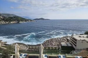 Travel Leaders/Jan’s Travel & Cruise Ltd