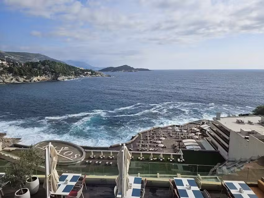 Travel Leaders/Jan’s Travel & Cruise Ltd