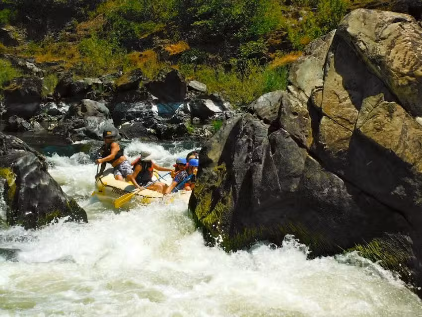 Tributary Whitewater Tours &ndash; Klamath River Outpost