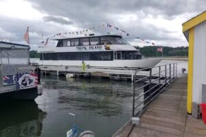 Tropic Island Cruises