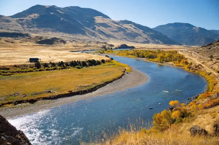 TroutChasers Lodge & Fly Fishing Outfitters