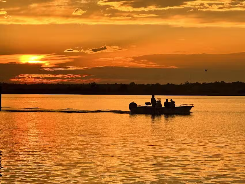 Tuck’s Water Shuttle