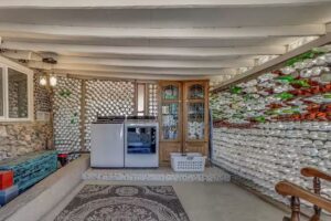 Tucson Bottle House Bed & Barista