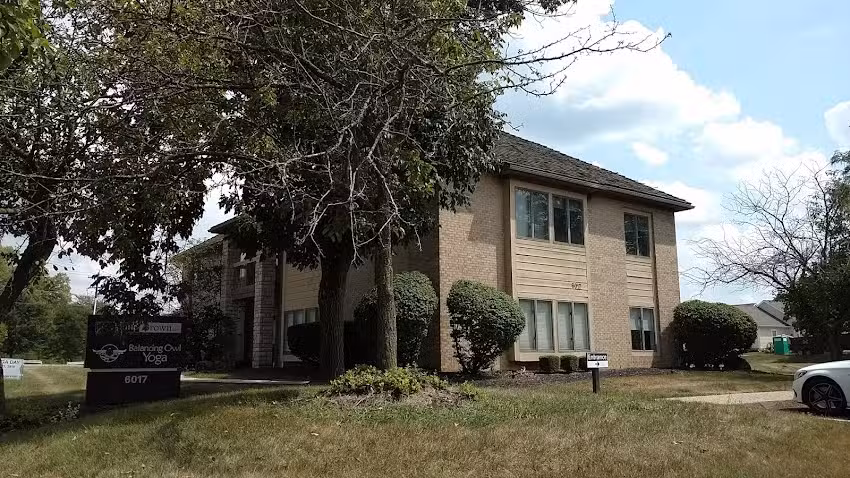 Twin Horizons Travel