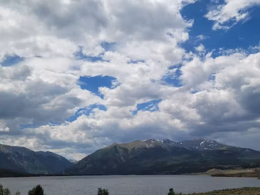 Twin Lakes Interlaken Boat Tours