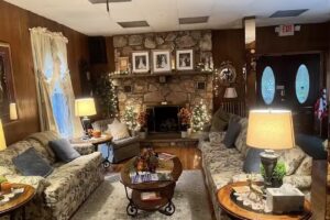 Twin Spruce Tourist Home