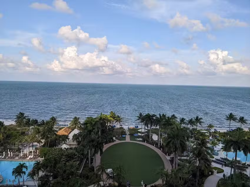 Two Roads Travel Service