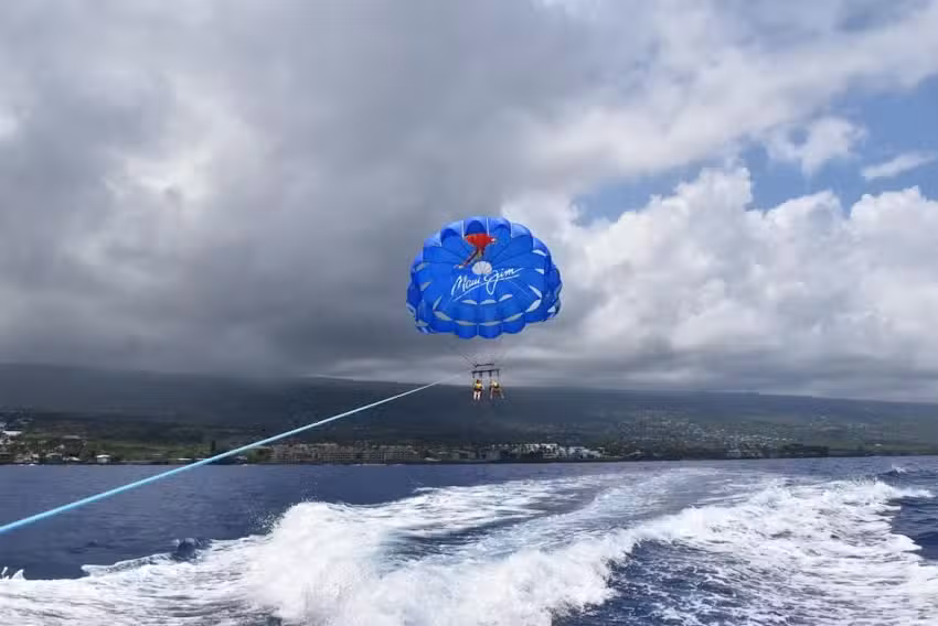 UFO Parasail Kailua Kona