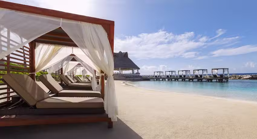 Vacationisms Travel Services