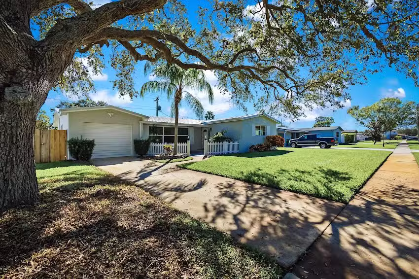 Vistery Vacation Rentals Ixora16