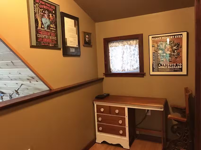 Waitts Lake Vacation Rental