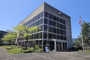 Washington Shore Visitor Center