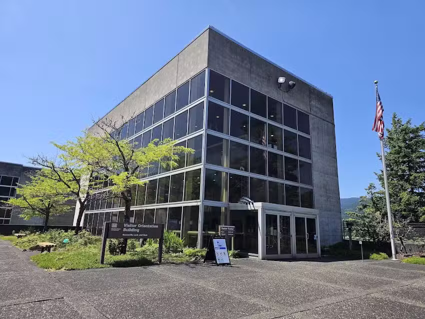 Washington Shore Visitor Center