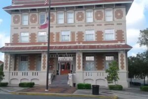 Waycross Tourism Bureau