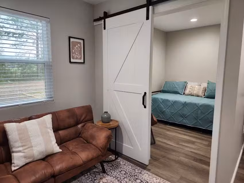 Weiss West &ndash; Short Term Tiny Home Rentals