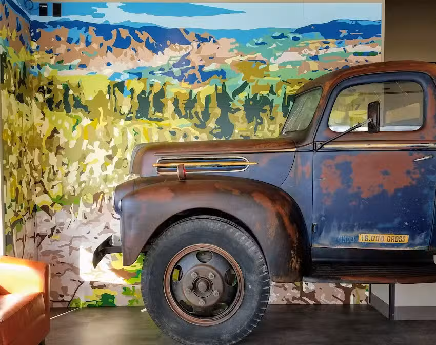 Wenatchee Valley Chamber of Commerce & Visit Wenatchee Visitor Center and Tasting Room