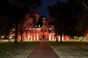 Williamsburg Ghost Tour & Haunted Pub Crawls