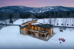 Windham Villa Ski Mountain Retreat with Hot Tub