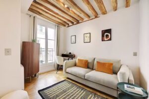 World Guests Abroad LLC