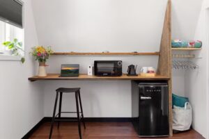 Wrong Way River Lodge & Cabins