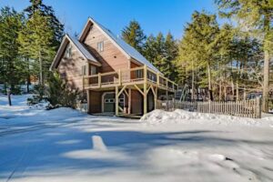 Yogi’s Hideaway by Peak Properties of Maine