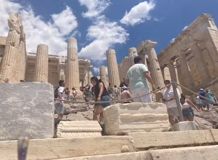 YOLO Life Travel Agency